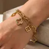 Pulsera de Acero Titanio con Trébol de Cuatro Hojas Incrustado de Diamantes de Alta Gama, Resistente al Desvanecimiento, Lujo Ligero, Versátil, Estilo de Nicho, Adecuada para Usar en la Ducha