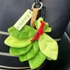 Nuevo Estilo [Quitador de Mala Suerte] Colgante de Peluche de Hoja de Toronja Adorno de Buena Suerte Estilo Celebridad de Internet Linda Decoración para Mochila Regalo para Mejor Amigo