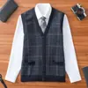 Colete Masculino de Tricô Grosso com Gola V, Novo Estilo Outono/Inverno, Cardigan Suéter Quente Casual da Moda para Meia-Idade e Idosos