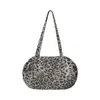 Bolsas de Otoño e Invierno para Mujer Coreanas de Nicho Gran Capacidad Estampado de Leopardo Bolso de Hombro de Moda Tendencia Retro Sensación de Alta Gama Bolso de Axila