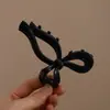 Grampo de Cabelo Pinça de Tubarão em Silicone Macio Transfronteiriço com Toque de Luxo, Pinça de Garra Grande com Laço, Acessório de Cabelo Macio Anti-Colisão