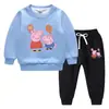 Traje de suéter para niños otoño e invierno 2023 estilo occidental nuevo traje cálido de invierno acolchado de terciopelo de manga larga para niños grandes