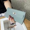 2025 Nova Bolsa de Mão Clutch de Couro Bovino de Primeira Camada Carteira Feminina Longa de Couro Genuíno Multifuncional Bolsa de Celular de Alta Qualidade