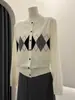 Cárdigan de Lana Acolchado Primavera 2026 para Mujer, Suéter de Punto de Cuello Redondo de Botones, Ropa Exterior Adelgazante Estilo Universitario