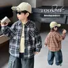 Camisa Forrada de Felpa para Niños Otoño Invierno Bebé Chaqueta Engrosada Estilo Coreano Infantil Chico Guapo Elegante Niño Pequeño Top a Cuadros