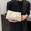 2026 Nova Bolsa Transversal Verão Estilo Coreano Cor Doce Moda Plissada Pequena Quadrada Versátil Nuvem Tendência Bolsa de Ombro