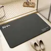 Tapete de chão de diatomita para banheiro transfronteiriço, tapete minimalista de cor sólida para os pés do vaso sanitário, tapete antiderrapante absorvente de água de secagem rápida para a entrada, Amazon
