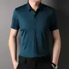 Camisa de verano nueva de color sólido, camisa de manga corta para hombre 2023, camisa de media manga transpirable sin costuras para hombre