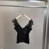 Chal de satén con botones, de corte ajustado, estilo Ins para mujer, sin mangas, con escote en V sexy, retazos de encaje, para Primavera/Verano 2026, transfronterizo