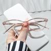 1359 Nuevas gafas con montura TR90 para hombre, gafas para miopía, gafas con bisagras de tirachinas y sentido avanzado para mujer.