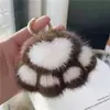 Internet transfronteiriça Explosões vermelhas Imitação de pele de vison Pata de gato Pingente de pelúcia Bolsa Pendurada Chaveiro de carro Presente de Natal personalizado