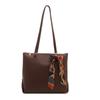 Venta al por mayor de comercio exterior 2025 nueva moda bolso portátil para mujer retro hombro axila simple tote para ir al trabajo
