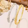 Pulseira de Bambu Segmentada com Diamantes Inteiros de Luxo Leve com Design Único, Pulseira Fina, Estilo de Nicho, Faz as Mãos Parecerem Mais Finas, Adequada para Uso Diário, Presente Requintado para Namorada