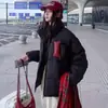 Moda Inverno 2026 Nova Jaqueta de Algodão com Gola Alta Unissex Estilo Americano Tendência Casal Curta Solta para Mulheres