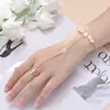 Diseño de Nicho Nuevo Transfronterizo Cadena de Dedo de Acero Inoxidable Simple Titanio Moda Chapado en Oro Pulsera para Dedo Joyería