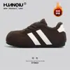 Zapatillas de Entrenamiento Alemanas Universales con Suela Gruesa y Forro de Felpa para Mujer, Nuevas Zapatillas Retro con Estampado de Leopardo para Invierno 2025, Zapatos Casuales Gruesos Lindo-Feos