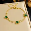 Pulsera apilable moderna, de nicho, elegante, de lujo ligero con acero inoxidable chapado en oro, accesorios cuadrados, de corazón y mariposa incrustados con diamantes
