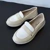2026 Primavera Otoño Nuevos Mocasines Planos para Mujer Versátiles Slip-on para Viajar Zapatos Individuales Casuales Suela Suave Zapatos de Mujer Venta al por Mayor