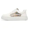 Zapatillas blancas de retazos de estilo étnico de moda para hombre, nuevos zapatos deportivos casuales de suela gruesa y a la moda para hombres jóvenes, adecuados para todas las estaciones