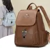 2026 Nova Mochila Feminina de Couro Macio Estilo Coreano Fashion Simples Mochila Escolar para Estudante Grande Capacidade Bolsa Casual para Viagem