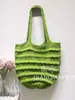 Bolso Pequeño de Lana Tejida Otoño e Invierno para Mujer 2025 Nuevo Estilo Coreano Bolso Tejido a Mano Bolso de Mano de Nicho para el Trabajo y el Viaje