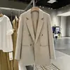2026 Nueva Chaqueta Blazer de Alta Gama para Mujer para Otoño e Invierno, Beige-Gris con Botones Metálicos, Traje Casual y Versátil