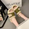 Chinelos peludos grossos com forro de fleece estilo coreano para mulheres, novos 2026 outono/inverno slip-on retrô preguiçosos Birkenstock de algodão