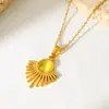 Colar Pingente Sol Estéreo com Pressão de Óleo Banhado a Ouro 18K Novo em Aço Titânio Estilo Europeu e Americano Corrente Simples Personalizada para Clavícula para Mulheres