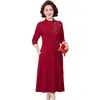 Vestido bordado de otoño y primavera para mamá, de longitud media, vestido de moda estilo chino para mujeres de mediana edad y mayores, adecuado para bodas y ocasiones formales, estilo cheongsam