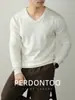 Macio e Amigo da Pele! Fio Macio como uma Nuvem! Suéter de Tricô Versátil com Gola V Masculino para Outono e Inverno, Quente e Relaxado