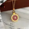 Tienda de Oro Mismo Estilo Oro Arena Diamante Completo Girasol Disco Giratorio Colgante Ocho Direcciones Atraer Riqueza Felicidad y Plenitud Collar Colgante