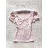 Camiseta de Verano Nueva Retro Francesa Encaje Puro Transparente Empalme Lazo Hombro Derecho Manga Corta Color Puro Dulce