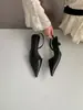 []2026 Outono Novo Sandálias Europeias e Americanas de Bico Fino Salto Agulha Sem Costas Estampa de Leopardo Sapatos Femininos