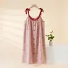 Nueva Bata de Noche de Algodón Puro para Mujer, Estilo Retro Palacio Primavera y Verano con Tirantes, Holgada, Informal, Cómoda, Estilo Delgado Ropa de Casa