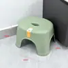 Banquinho Baixo para Uso Doméstico, Banquinho Espessado de Plástico para Lavar os Pés no Banheiro, Banco Banquinho de Borracha Durável, Resistente e Antiderrapante para Crianças