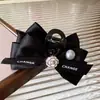 Clipe de cabelo grande multi-tubarão Vintage Camellia Bow Pearl Hairpin Clipe de cabeça feminina Clipe de cabeça