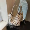 Bolsa de Ombro Feminina Estilo Doce com Laço para Axila 2026 Nova Retrô Bolinhas Grande Capacidade Tote para o Dia a Dia