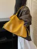Bolsa tejida de gran capacidad para mujer, nuevo modelo 2026, bolso de hombro de nicho de alta gama, bolsa de mano casual de moda