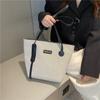 Bolsa Tote com Textura de Linho 2025 Nova Bolsa de Ombro Bolsa de Grande Capacidade para Mulheres Moda Casual Simples e Estilosa