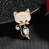 Broche de Liga de Strass Coreano Original para Mulheres, High-End, Luxo Acessível e Exquisito Corsage Rosa Feminino, Alfinete Acessório Anti-Exposição