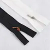 Os fabricantes fornecem nenhum. 0 Zíperes de Bolso de Calça Abertos e Fechados Tecidos. Zíperes de Várias Cores Podem Ser Produzidos Sob Demanda