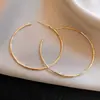 Pendientes Circulares Geométricos de Metal Transfronterizos Europeos y Americanos, Modernos y Únicos, Pendientes con Estilo y Elegancia con un Toque de Nicho de Alta Gama para Mujer