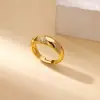 Anel de Abertura com Zircônia Colorida Incrustada, Anel Vintage de Luxo Leve, Anel de Noivado, Fonte de Venda Quente Transfronteiriça