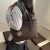Bolsa Casual de Viagem, Bolsa de Mão para o Dia a Dia, Nova Moda Outono e Inverno 2025 Feminina, Bolsa Tote de Grande Capacidade