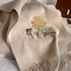 Bufanda 100% Lana para Mujer Invierno Peonía Bordada Chal Song Ancianos Madre Bufanda para el Cuello Regalo de Cumpleaños