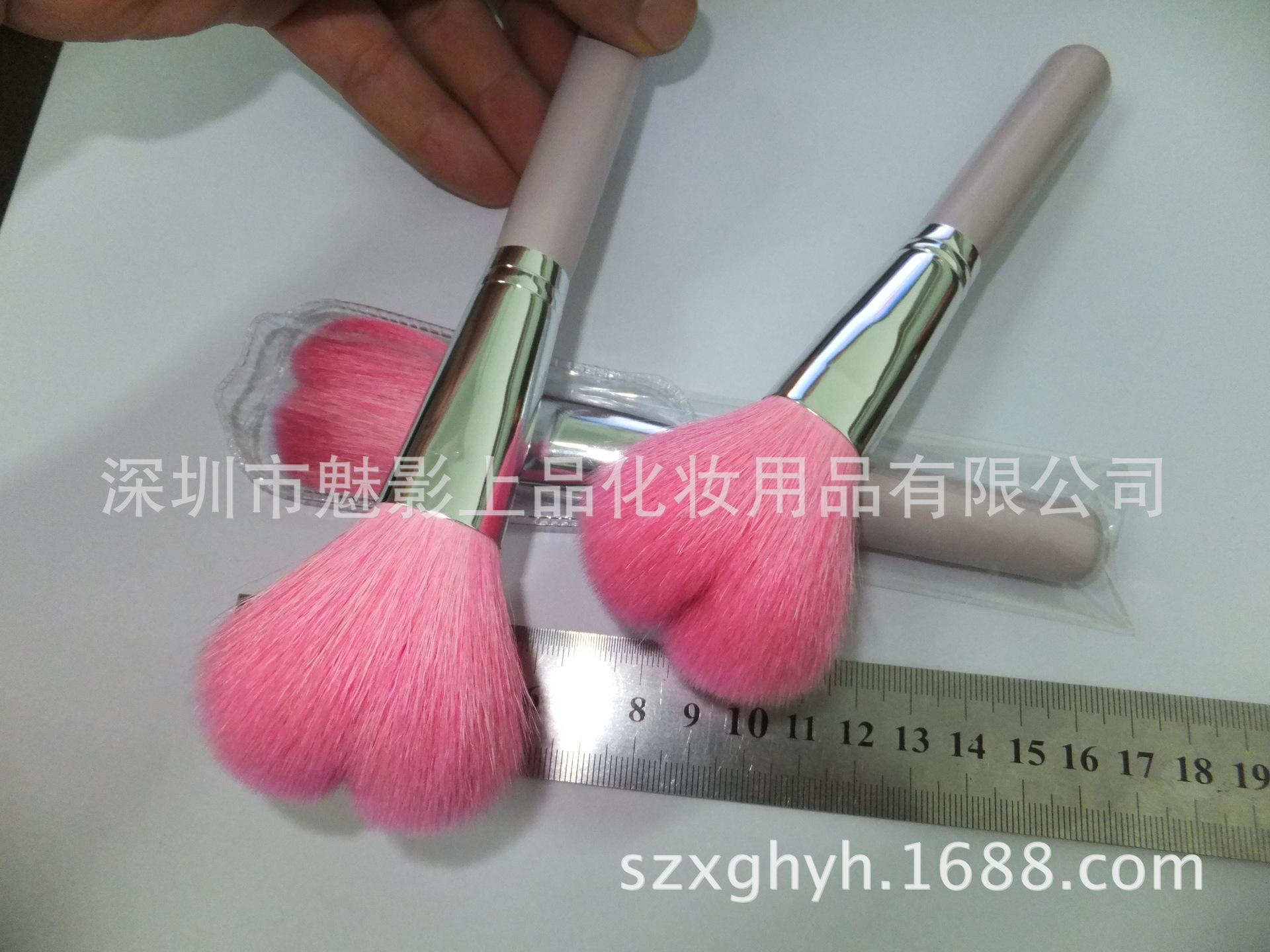 YP018A 中光峰爱心刷 9元一支 (7)