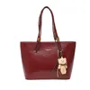 Bolsa de Mano de Venta Caliente en Otoño Bolsos Textura Bolsa Tote de Gran Capacidad para Mujer Retro Simple Versátil para Viajes al Trabajo Bolso de Hombro Único