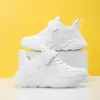 Zapatos para Niños 2026 Primavera/Otoño Estilo Nuevo para Niños de Edad Media y Mayores Zapatos de Malla para Niños Zapatos Blancos Estudiante Malla Transpirable Superficie Zapatos Deportivos