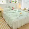 2026 Novo Modelo Classe A Saia de Cama de Seda Fria Pe Conjunto de Colcha de Verão e Tapete Refrescante Conjunto de Três Peças Conjunto de Quatro Peças