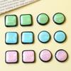 Parche de concha de color fritilaria imitación redonda estilo coreano diy resina funda para teléfono móvil aretes accesorios para el cabello material venta al por mayor